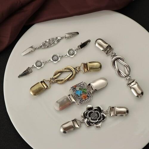 1PC Trendy Fashion Rhinestone Flower Shawl Brooch Duck Clip Clasps Shirt Collar Cardigan Clip Sweater Blouse Pin