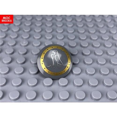 30pcs/lot MOC Bricks Shield Round with Rounded Front with Eagle Outline & Gold Trim Pattern fit with 75902pb08 Building Blocks