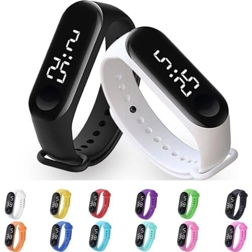 M4 Mens Watch Womens Clock Heart Rate Blood Pressure Monitoring Tracker Fitness Wristband Bluetooth Connection Waterproof