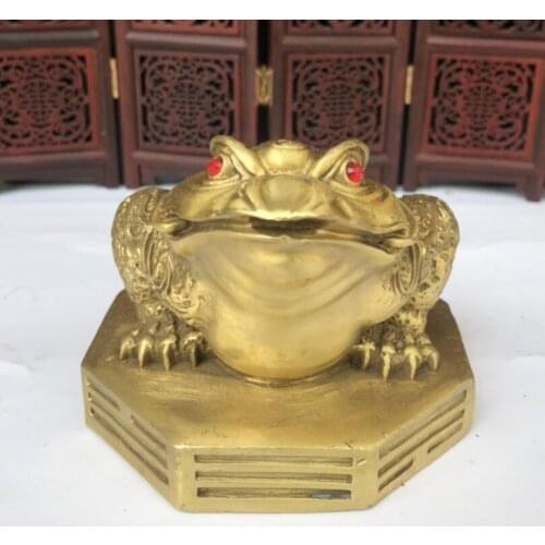 China brass eight trigrams gold toad crafts statue