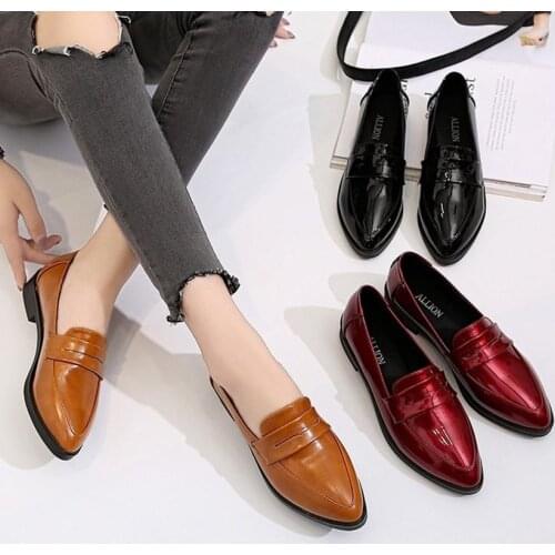 Brand women flats loafers patent leather solid fashion slip on shoes girls basic pointed toe black red orange female sewing shoe