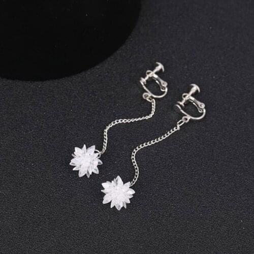 Grace Jun 2017 Hot Sale Bridal Crystal Ice Flower Clip on Earrings No Pierced for Girl Charm Jewelry Korea Style Long Earrings