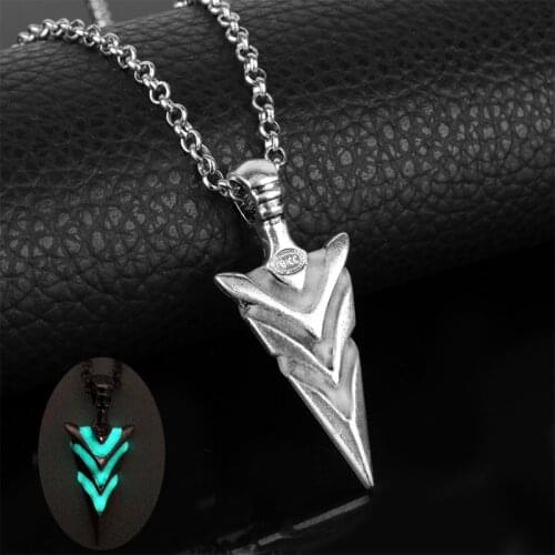 Luminous Necklace For Men Arrow Pendant Long Chain Necklace Hip Hop Jewelry Glow In The Dark Neck Lace Colar Gift