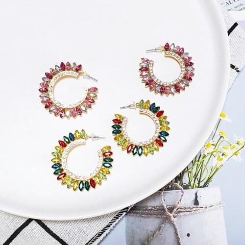 2019 Bohemian New Fashion Trendy OL Hoop Earrings Earring for Women Crystal C Shape Statement Earrings Party Jewelry Wholesale