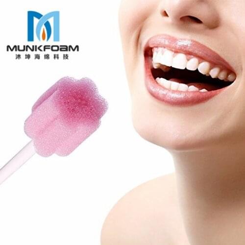 150 pcs Disposable sputum cleaning sponge stick teeth whittening sponge brush oral care sponge swab patient/aged oralclean