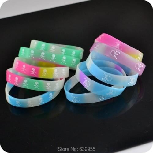 10x Skull Scorpions Silicone Bracelet glow in dark wristband Fashion jewelry Party Gift