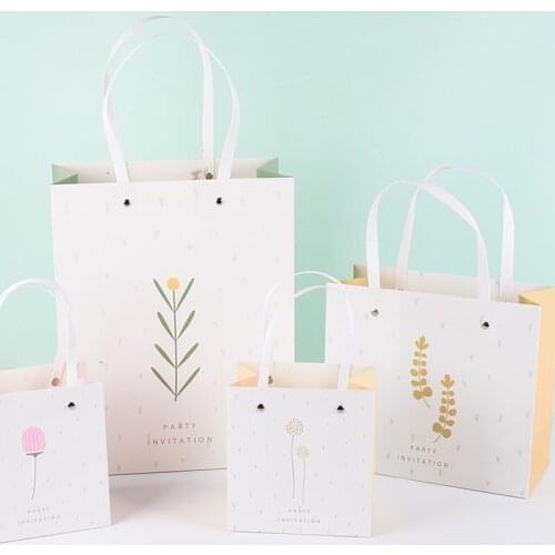 Korean Gift L/M/S Paper Tote Bags Cute Doggy Shopping Bags Office Supplies Kawaii Accessories Paper Bags Bureau Organizer