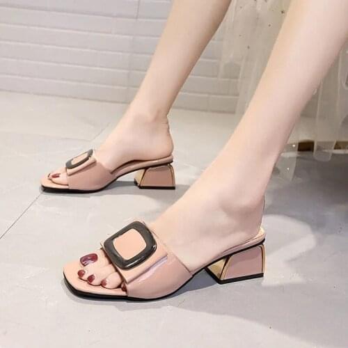 Fashion PU Womens Sandals 2021 summer new leisure set foot flip flops Womens chunky heeled chunky high heels