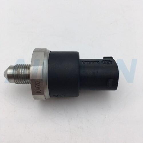 Fuel Injection Rail Pressure Sensor fit for iveco 500372234 0281002210 0281002186 0281002260