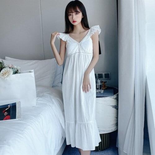 Summer New Womens Nightgown V-Neck Sleepwear Sweet Princess Nightwear Solid Sleeveless Gown Intimate Lingerie With Chest Pads