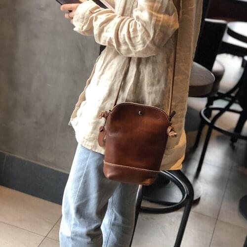 Fashion handmade natural soft Genuine leather ladies small handbag mobile phone small square bucket shoulder messenger bag