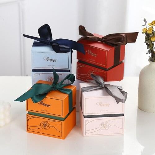 AVEBIEN New Year Wedding Party Favors Cake Candy Rose Letters Gift Packaging Box Hand Flower Box Birthday Event Party Supplies