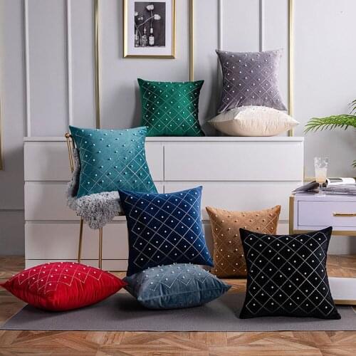 1Pcs Luxury Embroidered Plaid Cushion Cover Velvet Pearl Hug Pillowcase Living Room Sofa Home Decoration Pillowcase 45x45cm