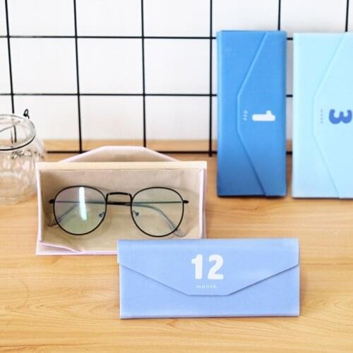 1pcs Korea creative modeling student PU simple glasses storage box Mai and time notes triangle glasses case