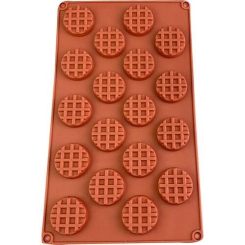 18 Cavity Silicone Waffle Mold Maker Cake Cookie Chocolate Pan Baking Mould Nonstick Bakeware Tool