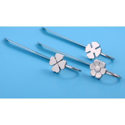3 pcs /lot Delicate Clover Metal Bookmark Escolar Paper Book Marks Books Holder School Supplies