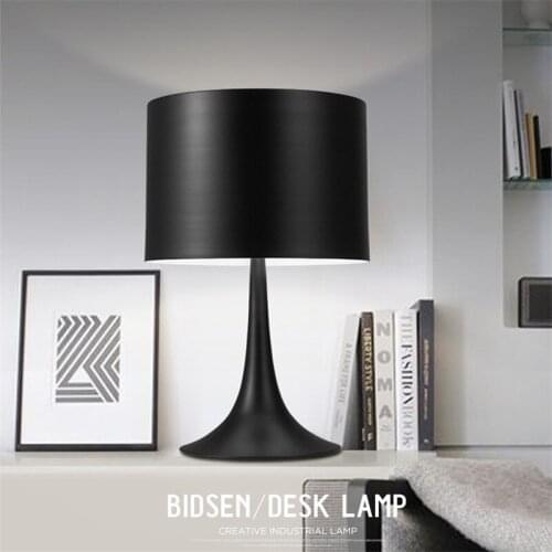 L26-Nordic Style Creative Bedroom Bedside Table Lamp European Lamp Gentry Desk Light Decorative Table Lighting White/Black Color