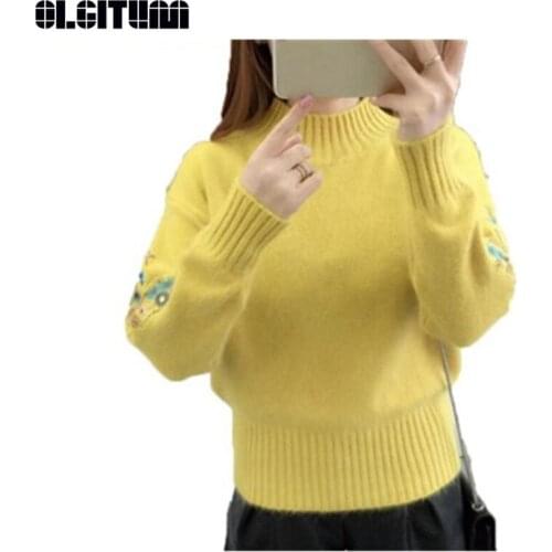 New 2020 Winter Short Sweet Bottoming Sweater Female Half-high Collar Sweater Thick Loose Embroidery Knit Sweater 8 Colors SW942