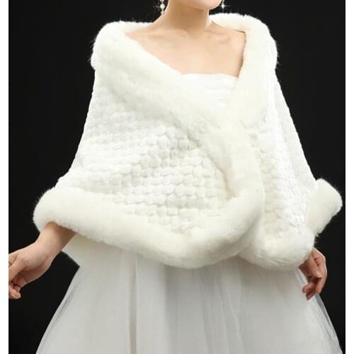 Elegant Ivory Bridal Fur Wraps Winter Women Warm Shawl for Weddings Bridal Accessory In Stock