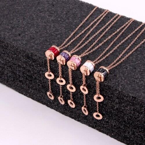 Fashion Temperament Cryolite Hanging Double Roman Numerals Circle Tassel Rose Gold Woman Necklace Wholesale Jewelry For Women