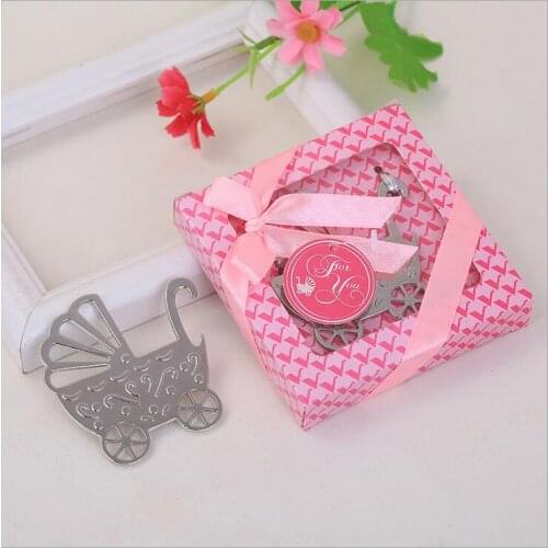 50pcs/lot Wedding Souvenirs pram stroller Bottle opener Tags Wedding Favors and Gifts for Guest Party Festive Party Favors