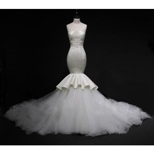 Custom Made Chapel Train Pearl Embroidery Appliques Satin Sleeveless Mermaid Wedding Dress Elegant Strapless Bridal Gown