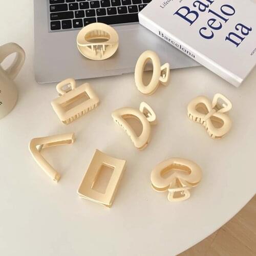 Korean Style Fashion Women Girls Plastic Hair Claws Hair Clips Headwear White Matte Hair Claw Women Hair Accessories Ornament