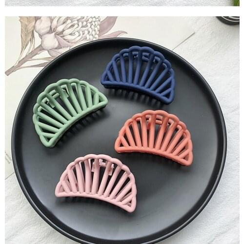 New Fashion Simple geometric Candy colors acrylic Hair Clips Hairpins Crab Claws Hair girls Women for Accessoires Headdress