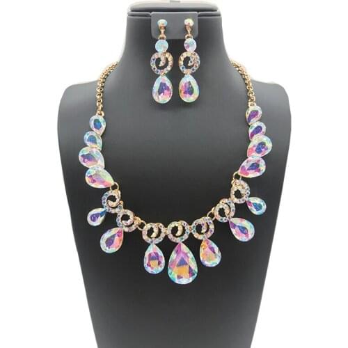 Sparkling Crystal Necklace Water Drop Crystal Necklace Earring Set Womens Evening Dress Fashion Jewelry