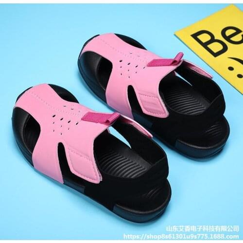New Children Sandals Summer New Baby Beach Shoes Boys And Girls Cool Soft Sandals Anti-Collision Children Candy Colorful Shoes