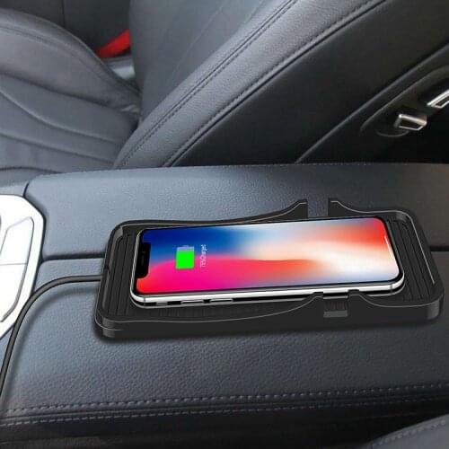 Qi wireless fast charger for Mercedes W205 W204 universal car dashboard holder mount non-slip silicone mat stand 5W/7.5W/10W