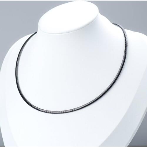 DoreenBeads 304 Stainless Steel Collar Neck Circle Necklace Gunmetal Snake Animal 45cm(17 6/8") long, 1 Piece