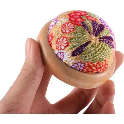 1pcs Mini Ball Shaped DIY Craft Needle Pin Cushion Holder Needle Pad Pincushions Home Use Craft Sewing Tools