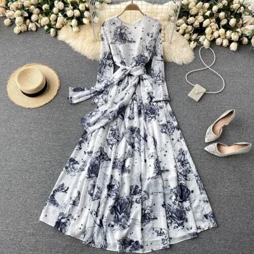 High-End Womens Celebrity Dresses 2021 New Autumn Design Sense Ink Printing Slim Long Holiday Dress Maxi Floral Party Robe M491