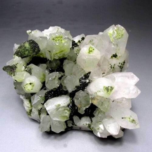 1035g Phantom Quartz Cluster w/ Epidot - crystals and stones healing Mineral specimen Home Decor feng shui decoration