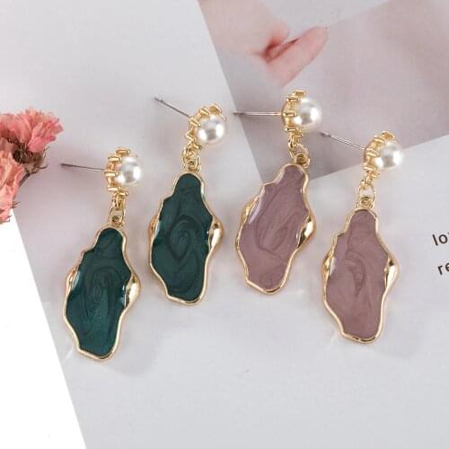 The new fashion trends metal stud earrings geometry drop glaze pearl earrings tide female daily wear earrings