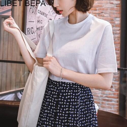 New 2021 Spring Summer Womens T-shirt Bottoming Loose Basic Casual Fashionable Wild Korean Style Minimalist White Tops T9018