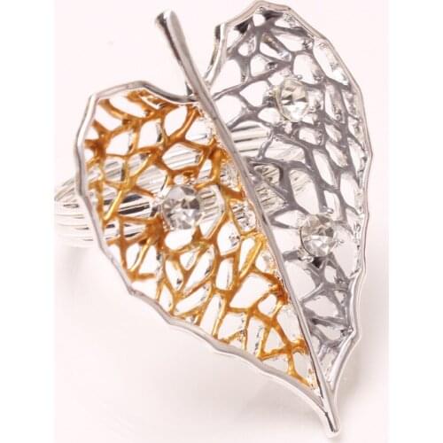 10PCS Metal Napkin Ring Valentines Day Leaf Love Napkin Ring Two-color Stitching Hollow Napkin Button Desktop Decoration Jewelr