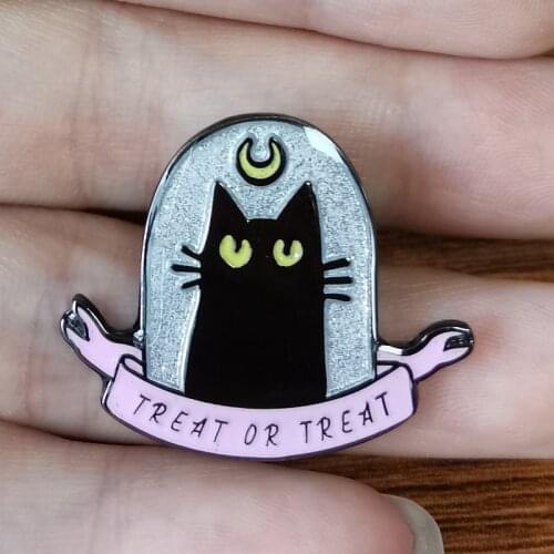 Pink Pins Cute Glitter Treat Or Treat Black Cat Brooch Moon Witchcraft Badges Halloween gift for Adults Kids