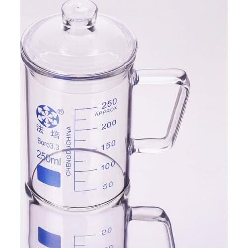 Beaker in low form without spout,With handle,Capacity 250ml,Outer diameter=71mm,Thickness=3.3mm,Height=100mm,Laboratory beaker