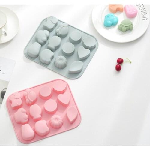 Food Grade Twelve Animals Handmade Soap Silicone Mold DIY Chocolate Cake Mold Soap Molds for Soap Making Baby Soap Mold