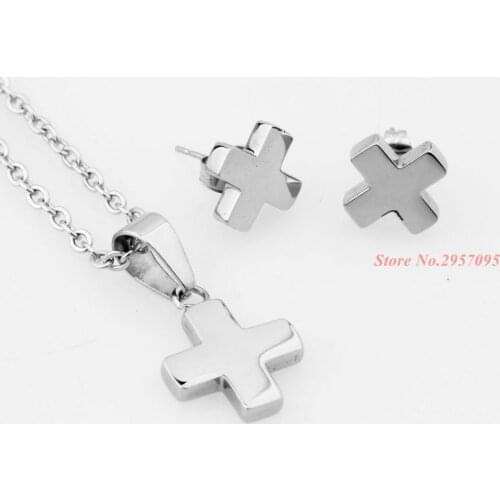 Trendy Cross Choker Necklace Gold/Silver Color Smooth Stainless Steel Pendant Necklaces for Women Jewelry