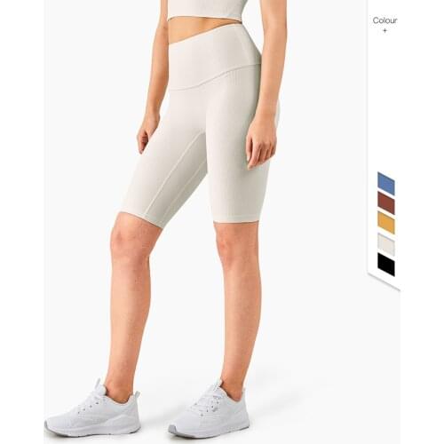 2021 New Style FP Thread Nude Feeling Yoga Pants Female High Waist Peach Hips Sports Fitness Five-Point Shorts
