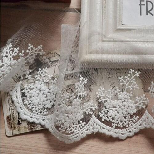 Wholesale lot 10yard delicate white embroidered flower tulle lace trim for DIY