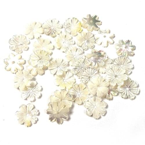 5pcs Carven White Shell Flower Pure Natural Material Petals 3D Flower Beads For Handmade Necklace DIY Jewelry Making