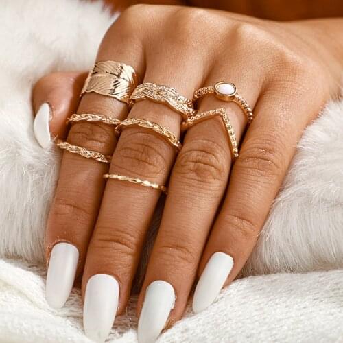 8Pcs/set Golden Imitation Pearls Finger Rings Alloy Geometric Leaves Pattern Elegant Rings for Women Party Jewelry Gift