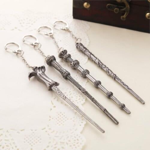24 Pcs/Lot Magic Core Hermione Dumbledore Voldemort Old Wand Key Chain Magician Wand Magical Wand Elegant Bulk Wholesale