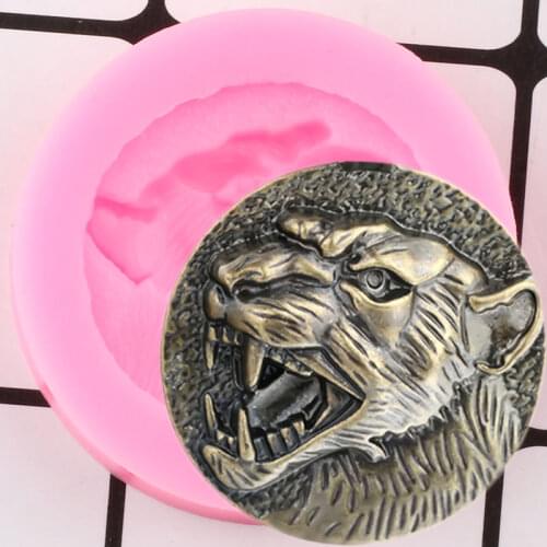 Wolf Head Shape Silicone Mold for Key Chain Pendant Moulds DIY Jewelry Making Epoxy Resin Molds