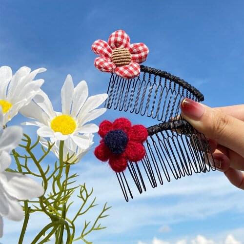 2021 Summer Cute Colors Knitting Cartoon Flower Hair Combs Hairpins For Women Girls Lovely Hairpins Sweet Hair Accessories