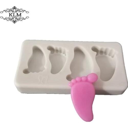 KLM-00178 4 Hole Cute Baby Feet And Shoes Silicone Fondant Cake Mold Kitchen Baking Mold Cake Decorating Moulds Modeling Tools
